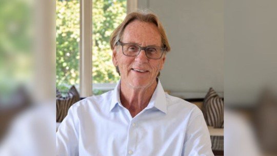 CEO canadense David Morton e família são baleados durante invasão a mansão em Toronto CEO canadense David Morton e família são baleados durante invasão a mansão em Toronto